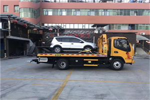 城口汽车紧急补胎换胎救援